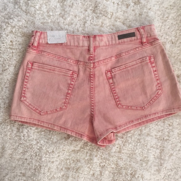 Abound high-rise shorts - Picture 2 of 7